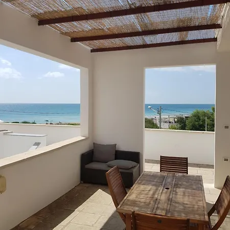 La Finestra Sul Mare בית הארחה לידו מריני