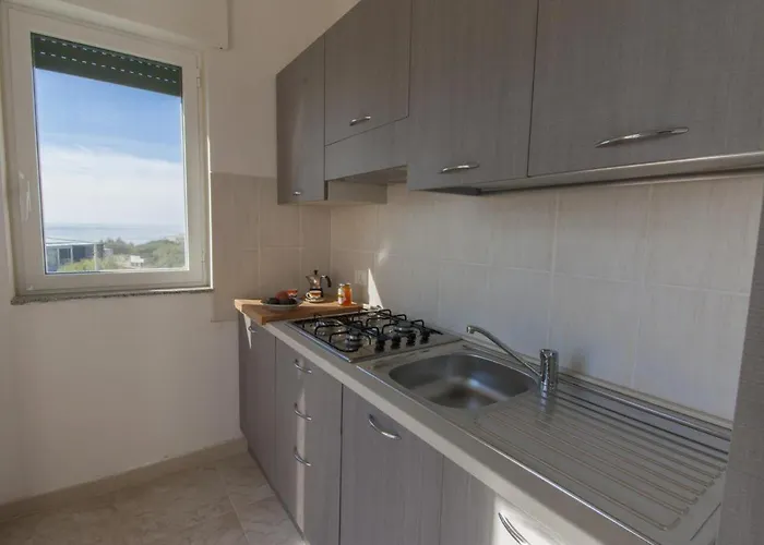 La Finestra Sul Mare Guest house 3*